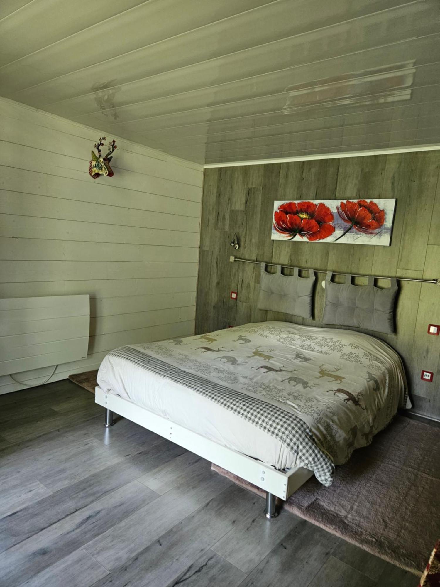 Le Clos Du Clocher Gueudecourt Екстер'єр фото